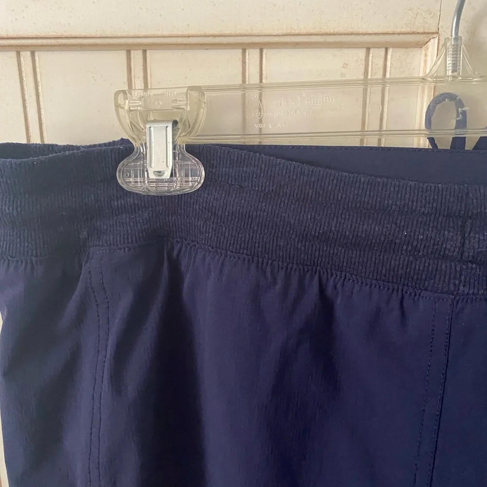 Tangerine brand Navy Blue Women's Skort
Size XXL US size 12-14 - Picture 3 of 8